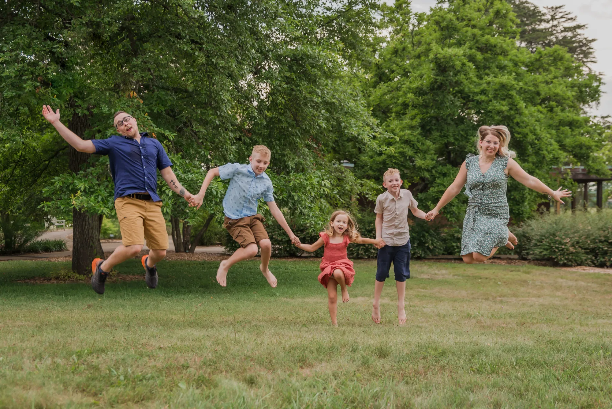 Family moment by Laura Christine Photography in Louisville, Kentucky