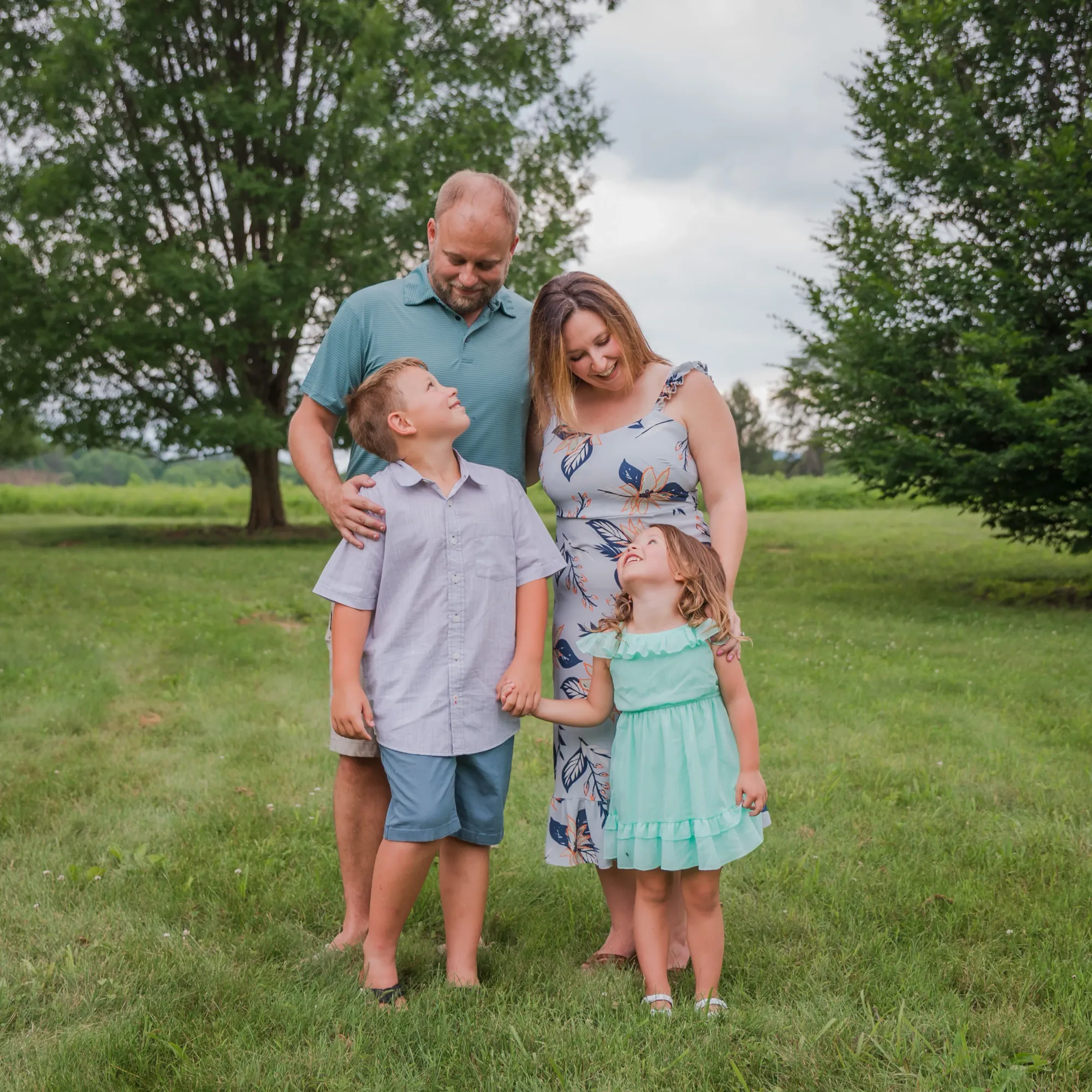 Family session by Laura Christine Photography in Louisville, Kentucky