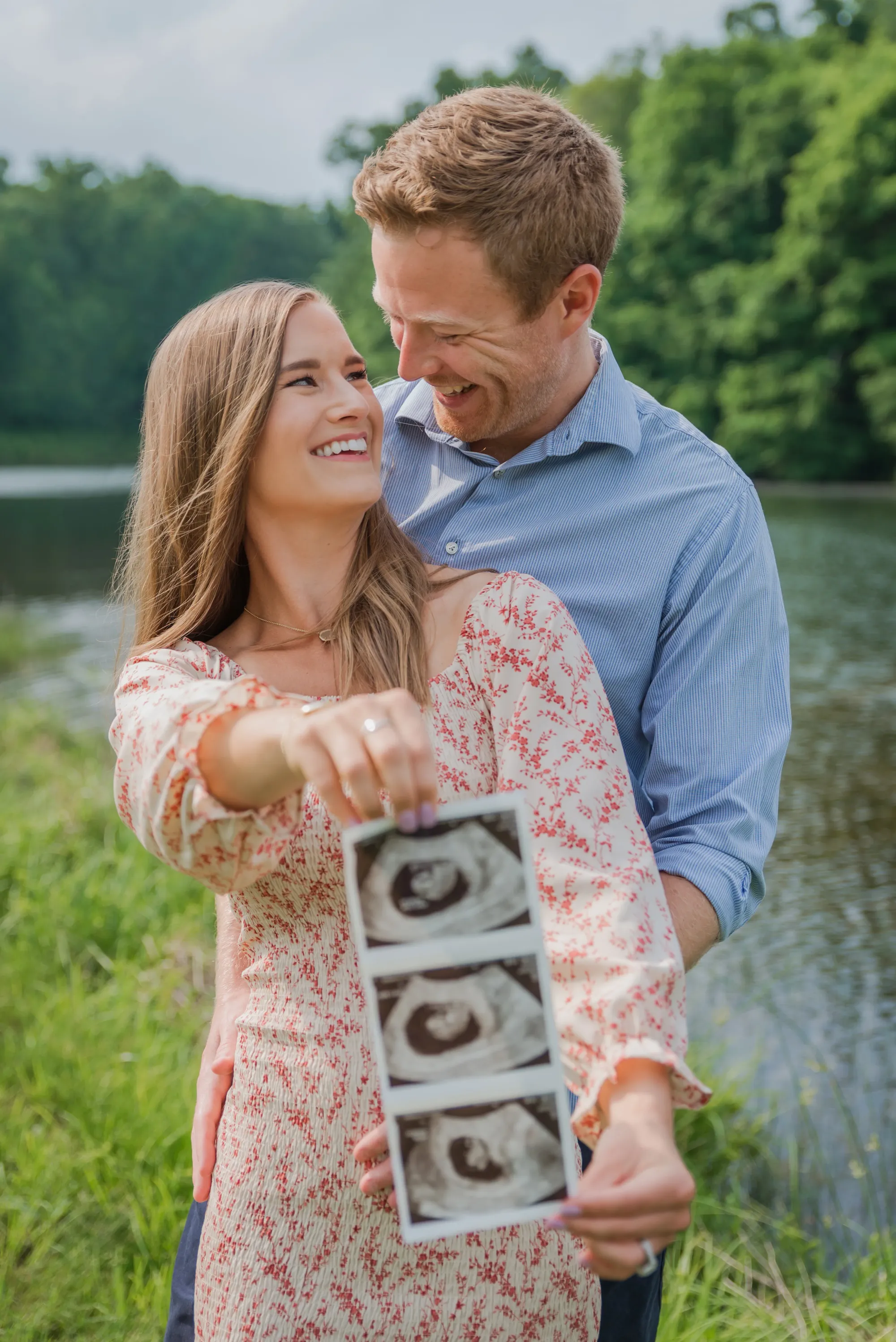 Family portrait by Laura Christine Photography in Louisville, Kentucky