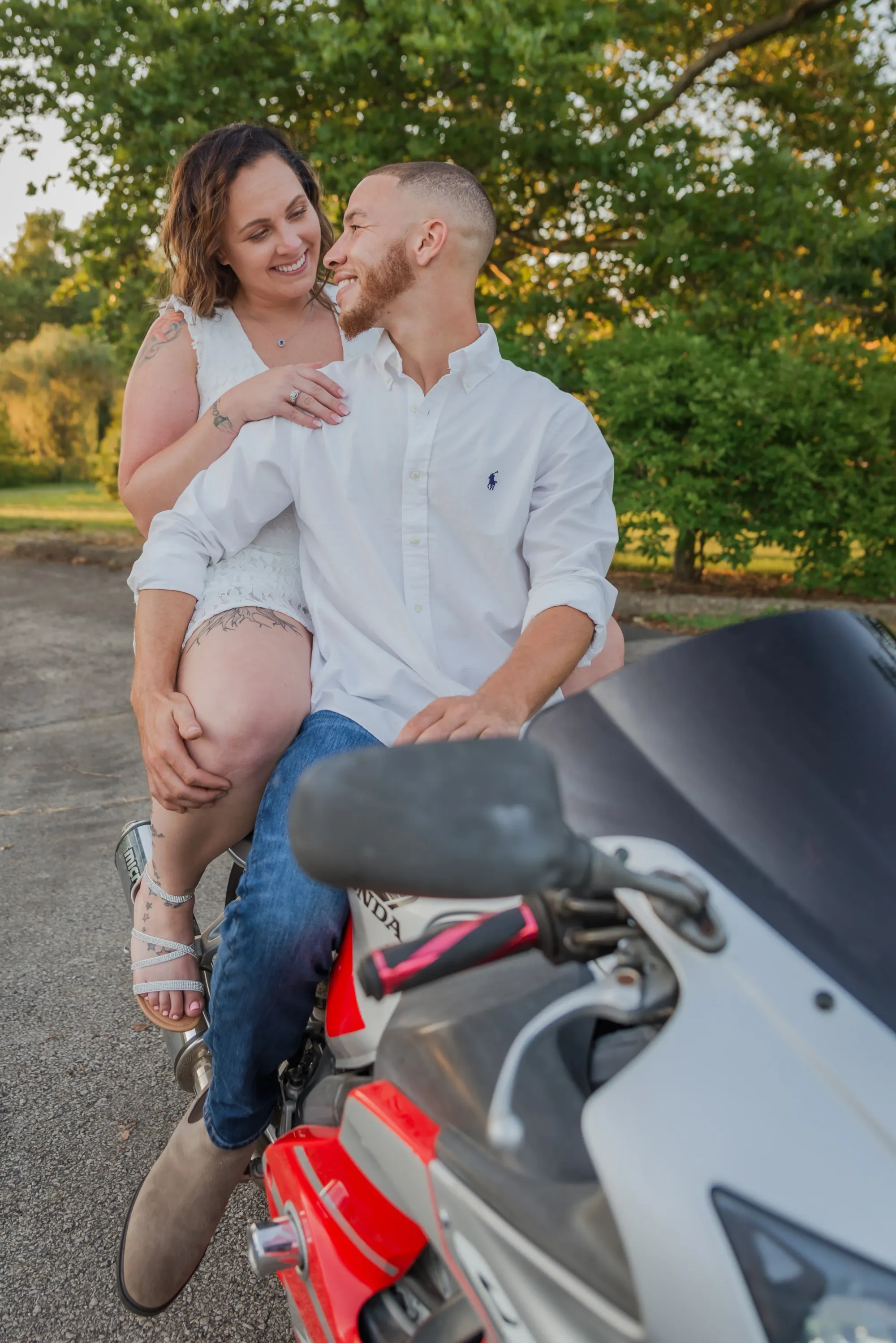 Engagement photography by Laura Christine Photography in Louisville, Kentucky