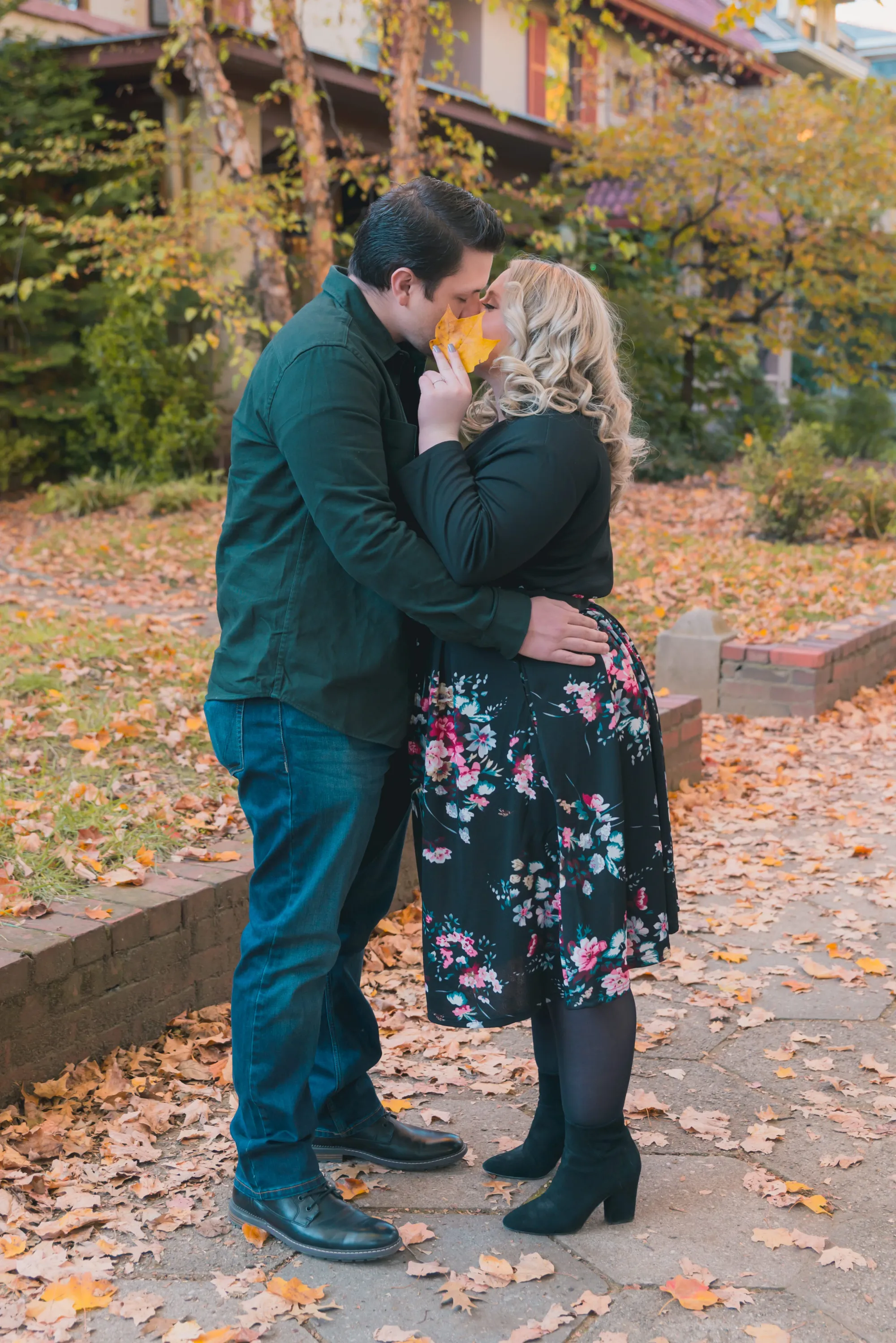 Engagement photography by Laura Christine Photography in Louisville, Kentucky