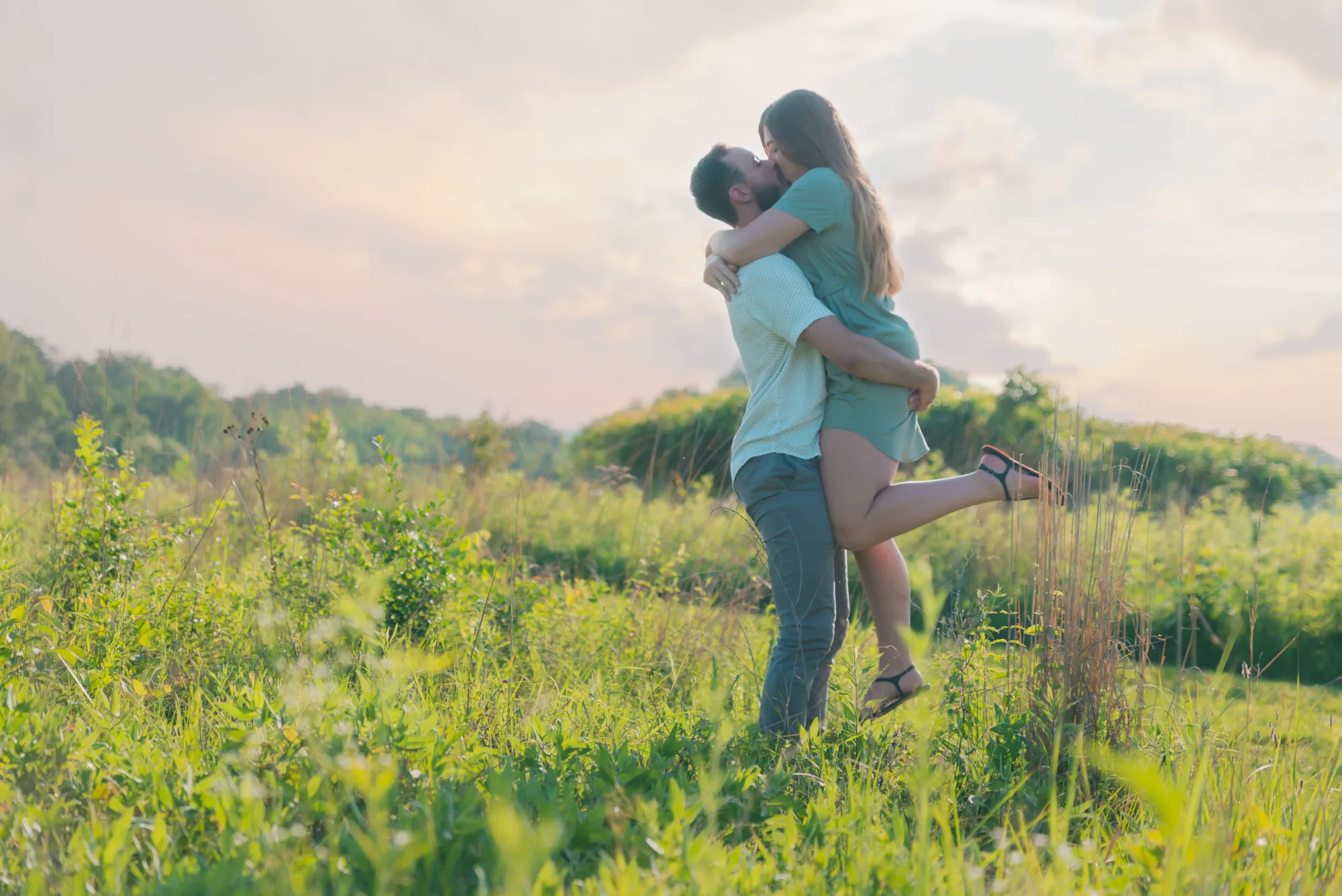 Engagement moment by Laura Christine Photography in Louisville, Kentucky