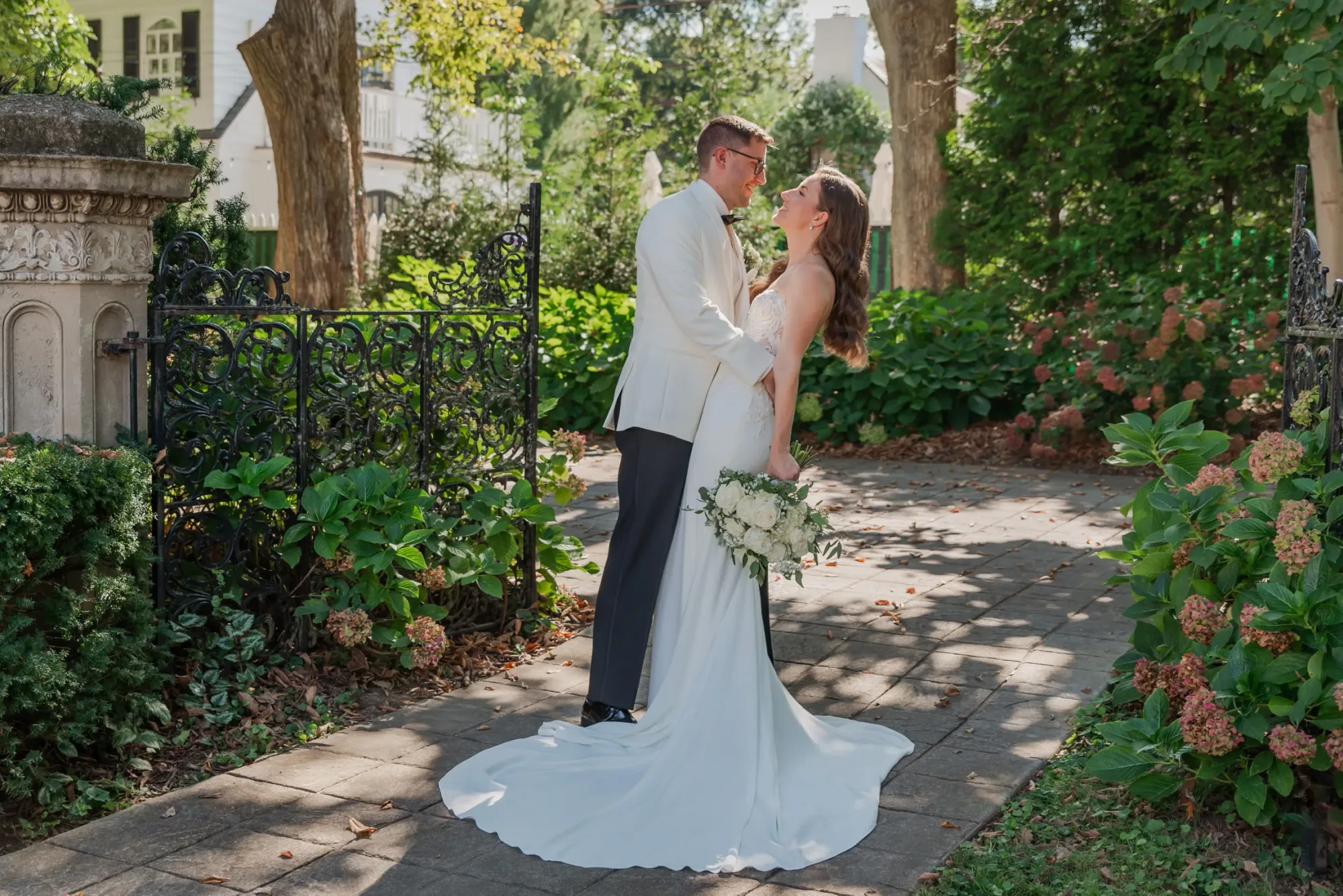 Bridal portrait by Laura Christine Photography in Louisville, Kentucky