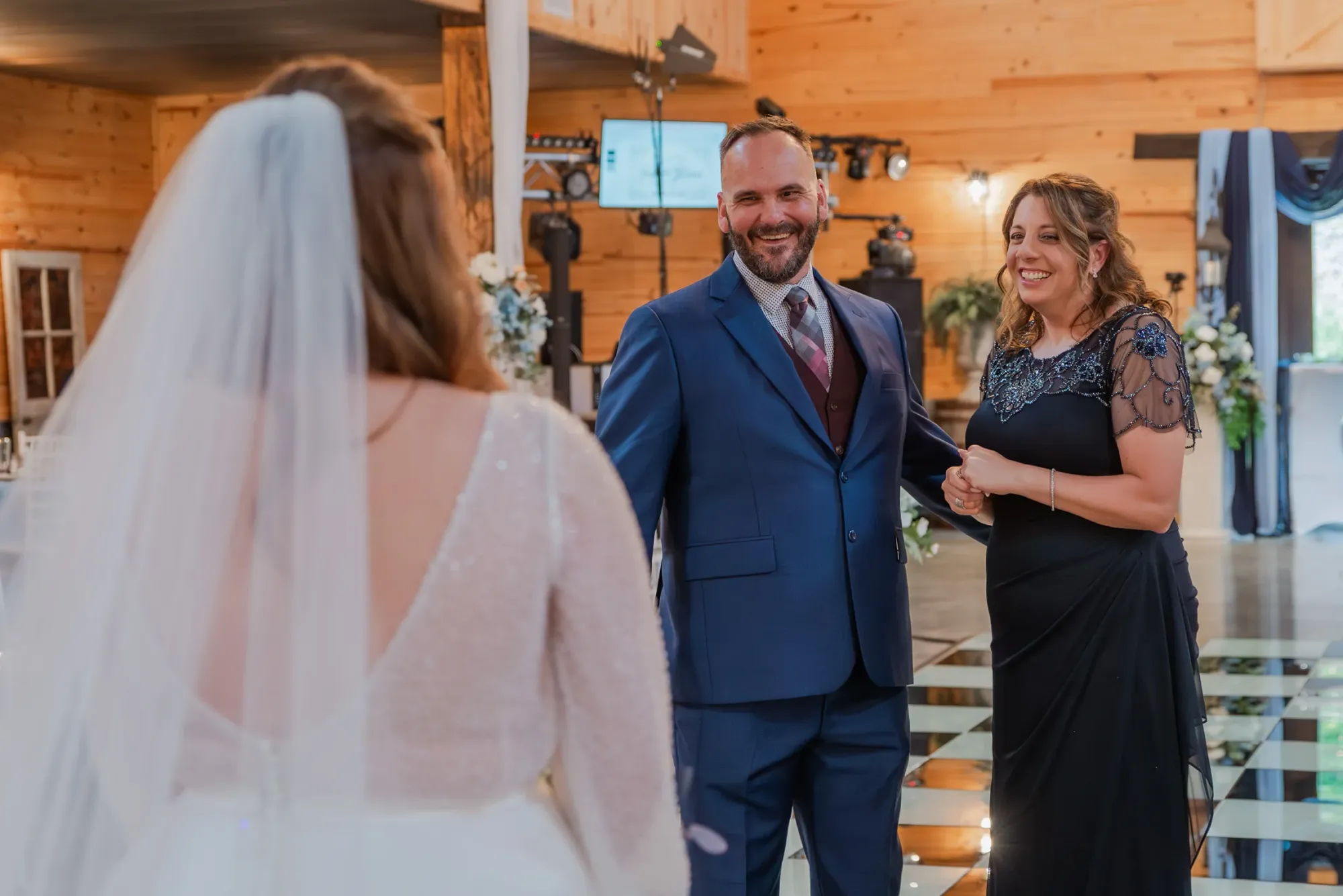 Wedding reception by Laura Christine Photography in Louisville, Kentucky