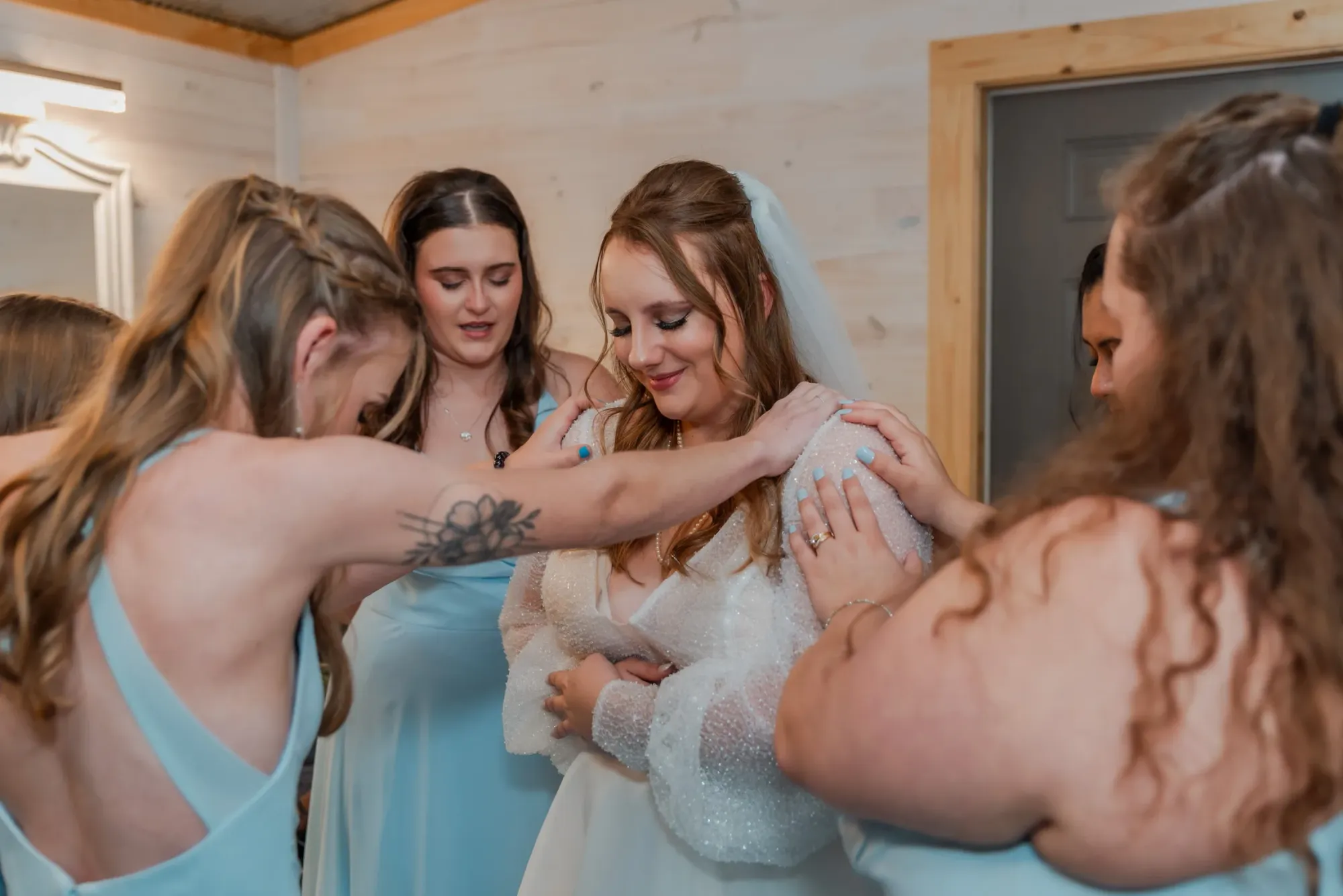 Wedding portrait by Laura Christine Photography in Louisville, Kentucky