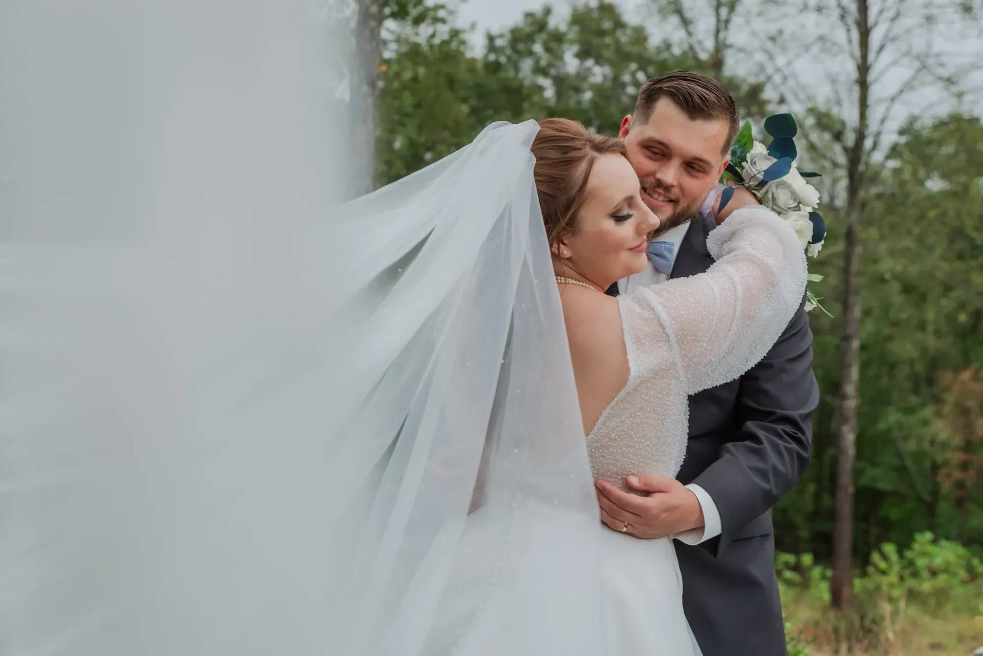 Wedding ceremony by Laura Christine Photography in Louisville, Kentucky