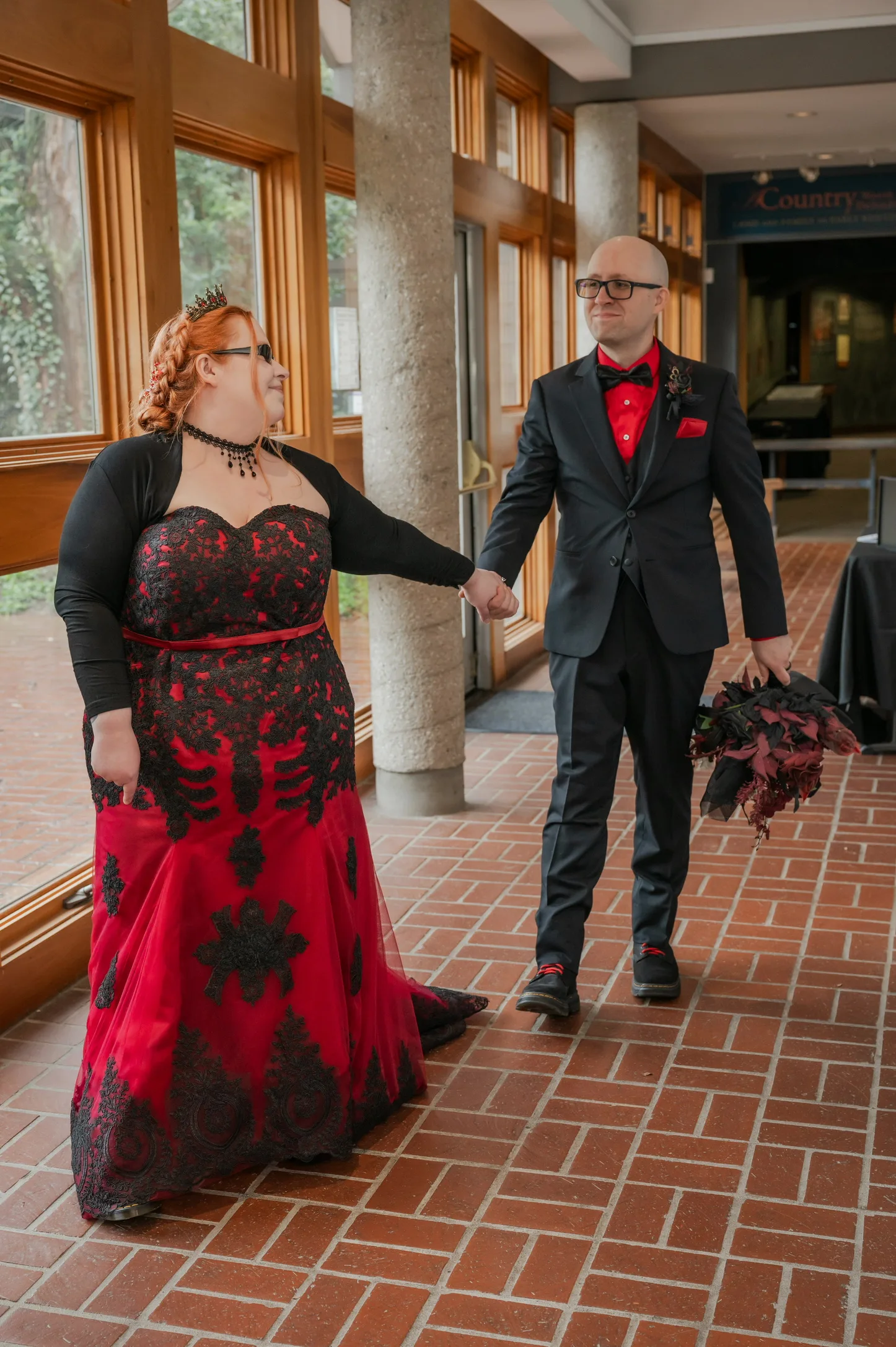 Wedding ceremony by Laura Christine Photography in Louisville, Kentucky