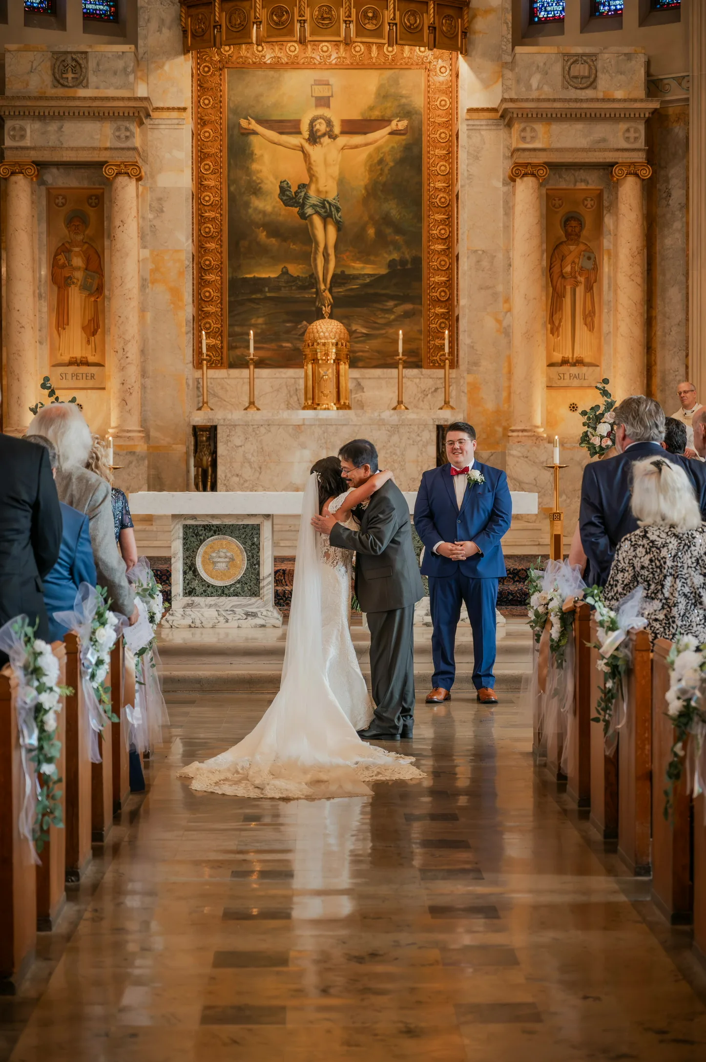 Bridal portrait by Laura Christine Photography in Louisville, Kentucky