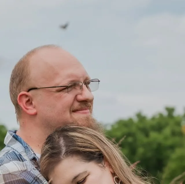 Can we just talk about how stinkin' CUTE Amber and Matthew are?! We had a blast at their engagement session! 😍
.
.
.
.
#louisvilleweddingphotographer #kentuckyweddingphotographer #mykentuckybride…