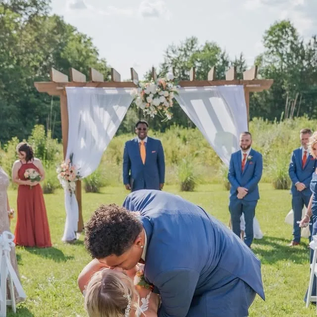 I love a good dip kiss during the ceremony exit! 🥰
.
.
.
.
#louisvilleweddingphotography #louisvilleweddingphotographer #louisvillephotographer #louisvilleweddings #louisvillecreators #kybridemag…