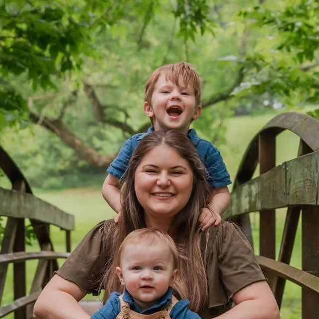 The Hall family and I go way back, so I was very excited when they asked me to capture some photos of them!! We had too much fun 🥰
.
.
.
.
#louisvillephotographer #louisvillefamilyphotographer…