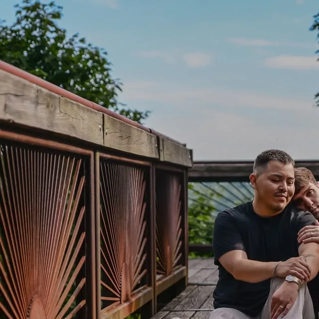 We had so much fun at Hunter and Stavi's engagement session, just look at these two cuties!! I'm so happy for them. Also, I'm going to need to shoot at the Canopy Tree Walk at Bernheim more often!…