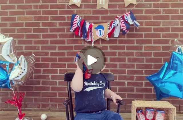 The tale of a boy and his Cracker Jacks 💙
.
.
.
.
#laurachristinephotography #louisvillephotographer #louisvillefamilyphotographer #kentuckyphotographer #kentuckyfamilyphotographer…