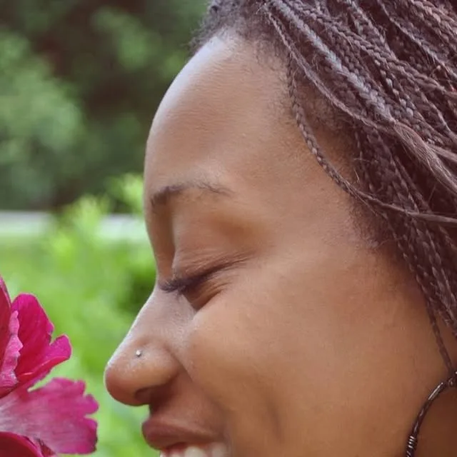 Something a little green for St. Patrick's Day, a little floral for Spring, and a lot of beauty because I mean... just look at her! 😍

Are we doing a virtual version of pinching people for not…