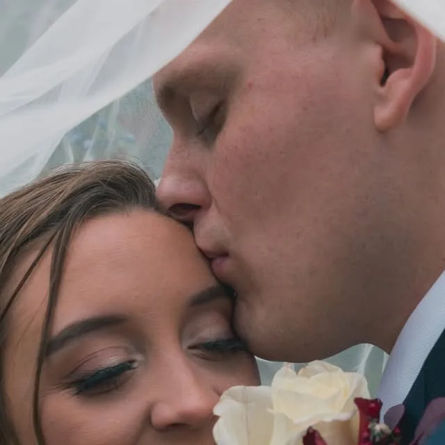 Congratulations to Mr. and Mrs. Cook! ❤️

Even with the rain, this wedding was absolutely beautiful and so full of emotion. I actually had to bust out my emergency tissues a few times for this one!…
