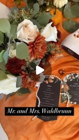 Here’s some behind the scenes footage from yesterday’s wedding! Congratulations, Mr. and Mrs. Waldbrunn!! I can’t wait to edit your photos! 🥰🎉💍
.
.
.
#louisvilleweddingphotographer…