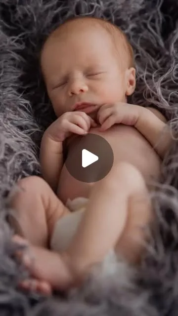 I’m so excited to finally share these!! My newest nephew arrived last month, and we’re all so in love!! Welcome to the world baby Hayes!!
.
.
.
.
#laurachristinephotography…