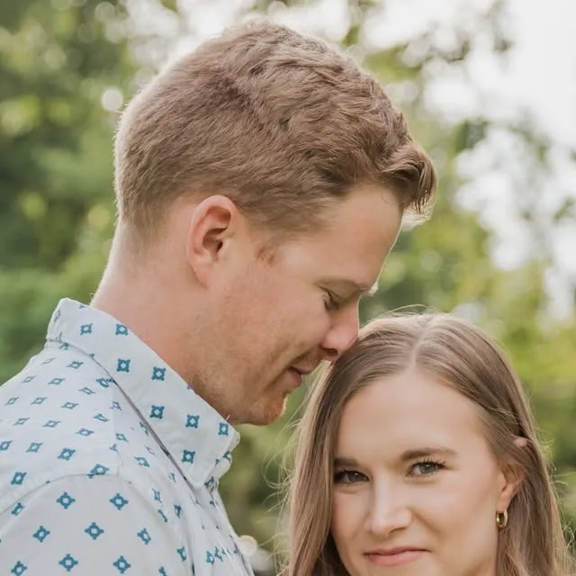 Happy four year wedding anniversary + 6 month's of life with baby Hayes! This session was so much fun if you couldn't tell by the huge smile on little man's face 🥰📸
.
.
.
.
#louisvillephotographer…