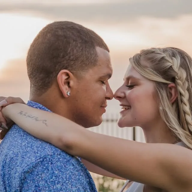 Officially one month away from Jordan and Megan's wedding day! I can't wait!! 🥰 📸
.
.
.
.
.
#louisvilleweddingphotography #louisvilleweddingphotographer #louisvillephotographer #louisvilleweddings…