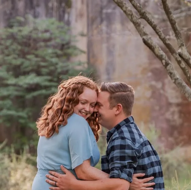 Amber and Bryan's engagement session was SO CUTE!! And can we talk about those cowboy boots?! 😍 I had so much fun with these two!
.
.
.
.
#laurachristinephotography #kentuckyphotographer…