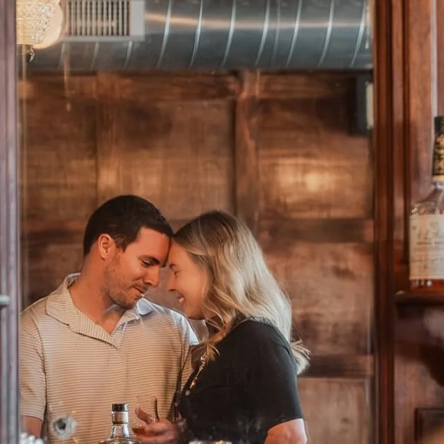 Cold weather is on the way, so how about an indoor option for your winter photo session? This couple requested a local bourbon bar, and there are tons of other neat places around town to choose from!…