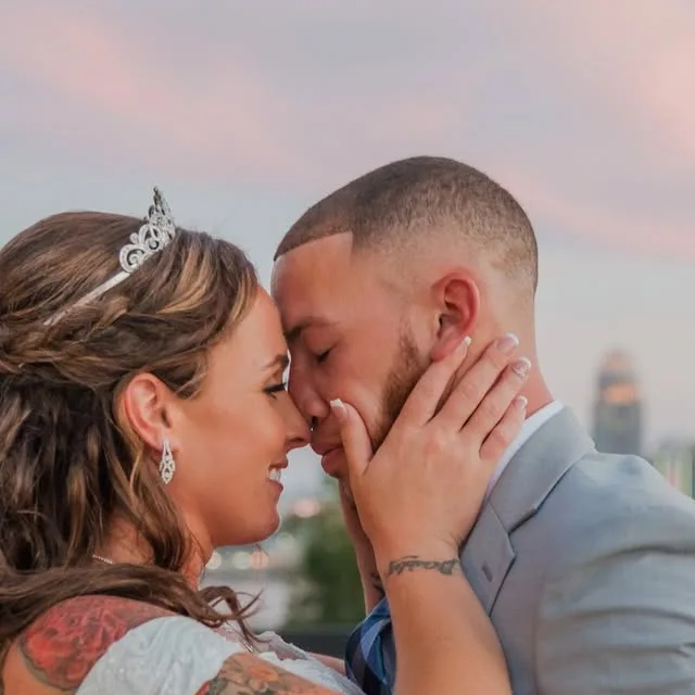 I delivered Ashley and Julian’s gallery last night! Everyone really had so much fun on this wedding day. From making TikToks in the bridal suite, to the most creative wedding party reception…