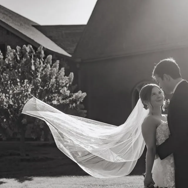 Which veil shot do you like better, black and white or color? I can never decide! 
.
.
.
.
 #louisvilleweddingphotographer #greenweddingshoes #inclusivephotographer #midwestweddingphotographer…