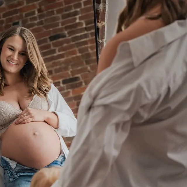 I'm just going to share a ton of these because OH MY GOODNESS!! 😍 My sister is absolutely glowing in these maternity photos! And my nephew is such a little ham, I can't even deal with his cuteness!!…