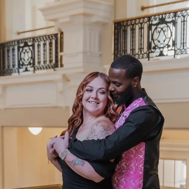 We all know that springtime in Louisville comes with some unpredictable weather, so having an indoor space to shoot your engagement photos might be a good idea. Some place like....the main public…
