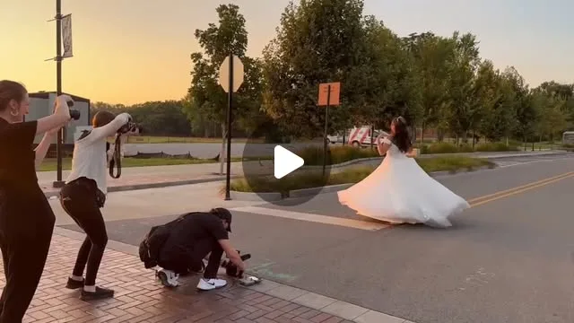 Golden hour = pure magic ✨🌅 We snuck the newlyweds away for some dreamy sunset portraits, and wow… the glow did not disappoint! 😍📸 These are always some of our favorite shots of the day.

Want to…