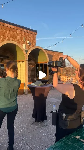 POV: you booked a wedding photography team that shares one brain cell… and somehow that makes everything run flawlessly 🤣

Getting to second shoot for my girl @laurachristinephoto is always one of…