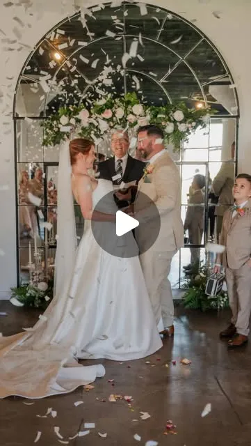 Emily and Todd are MARRIED 🤍✨

These two tied the knot over the weekend and their day was full of so much love, joy, and the sweetest moments with their favorite people. I already have way too many…
