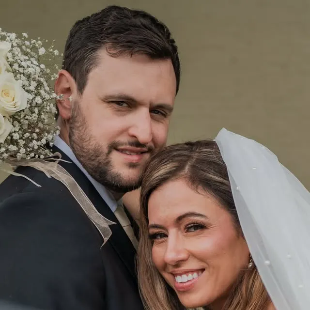 A little sneak peek from Rana and David’s rainy wedding day ☔️🤍

It rained basically all day long, but you’d never know it from these portraits! Everything still came together so beautifully, and…