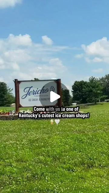 Recovery called for an ice cream date with my photographer bestie, Laura. 🍦📸 We checked out Jericho Farmhouse in La Grange, and it did not disappoint! From delicious ice cream to local products…